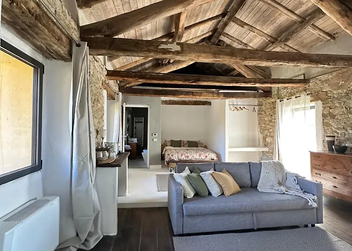 Ca Jurzot Bed and Breakfast Gorzegno