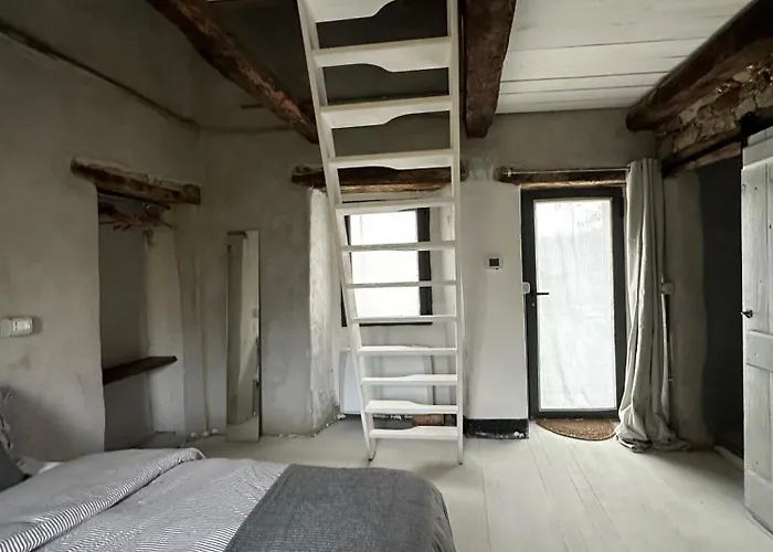 Ca Jurzot Bed and Breakfast Gorzegno